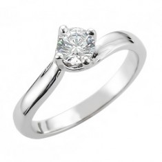 Classic Solitaire Engagement Ring in 14k White Gold